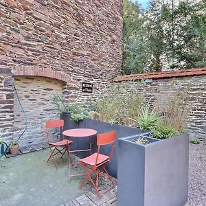 Garden Centre Gare Aparthotel Rennes
