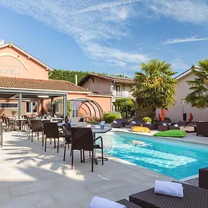 *** Hotel Contact Les Pierres Dorees Frankreich